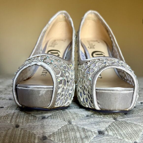 Lady Couture Ivy Peep Toe Silver Lace Mesh Stiletto Heels NIB Women’s EU 38 US 7 - Picture 11 of 16
